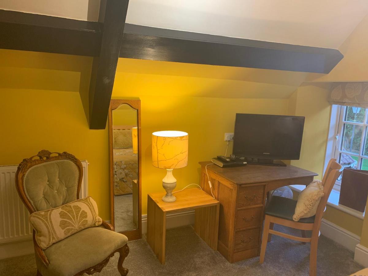 ホテル The Bell At Old Sodbury チッピング・ソドベリー エクステリア 写真